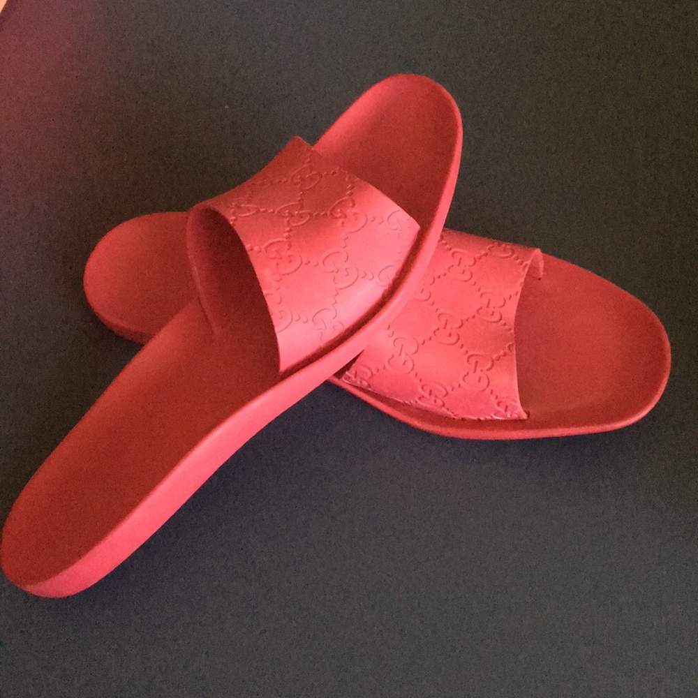 Gucci slides!